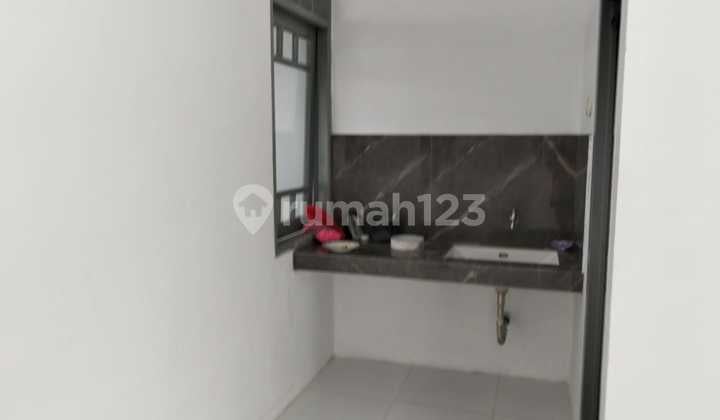 Disewakan Rumah Nusaloka, Tinggal Masuk, Renov Total