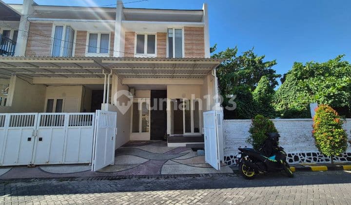 For Sale 2-Story Sutorejo House Facing South Near Mulyosari Main Road
