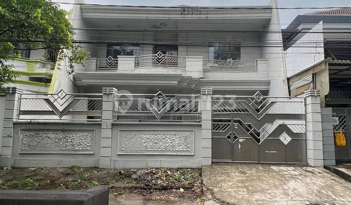 Sewa Rumah Mewah di Darmahusada Indah 2 Lantai Hadap Selatan