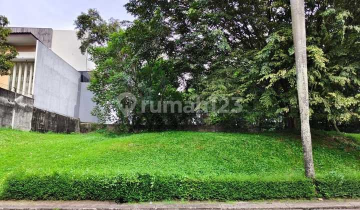 Kavling Tanah Hook di Boulevad Raffles Hills