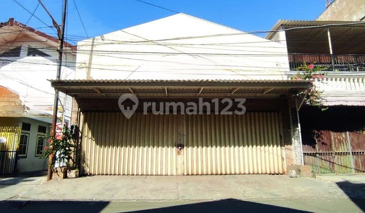 Dijual tempat usaha kertajaya