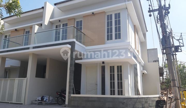 Dijual rumah taman pondok indah