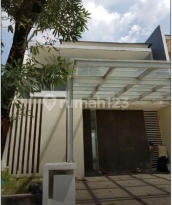 Dijual rumah royal residence