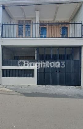 For Sale Rumah 2.5 Lantai di Kebon Jeruk Baru Renovasi Siap Huni