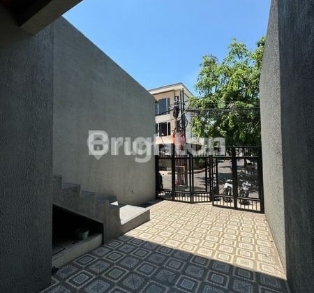 For Sale Rumah Baru 3 Lantai di Duri Kepa Row Jalan 2 Mobil