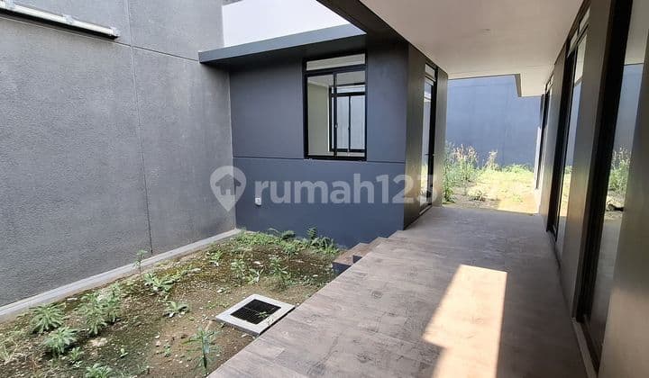 PRICE DROP!! Exclusive New House in Kota Baru Parahyangan