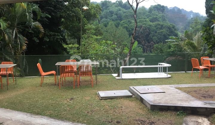 Prime Location! Ruang Usaha Strategis Ramai di Ciumbuleuit Bandung