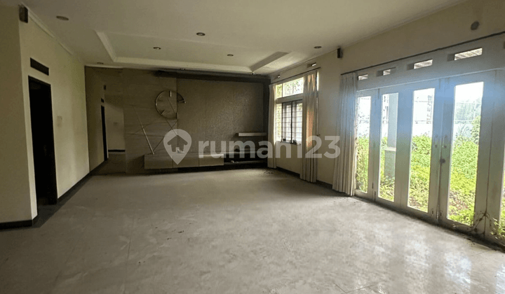 For Sale Well-Maintained Lake View House in Kota Baru Parahyangan
