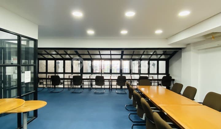 Dijual! Ruang Usaha ada Kantor Pasti Ramai di Jatinangor