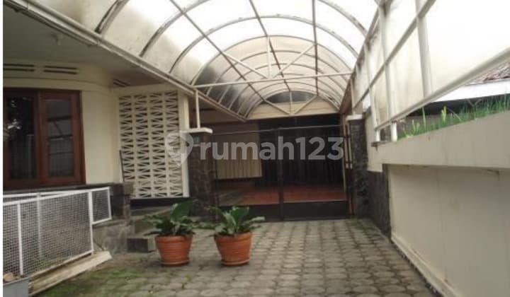 Disewakan Rumah Siap Huni Nyaman Terawat Lokasi di Jl Cimanuk Bandung