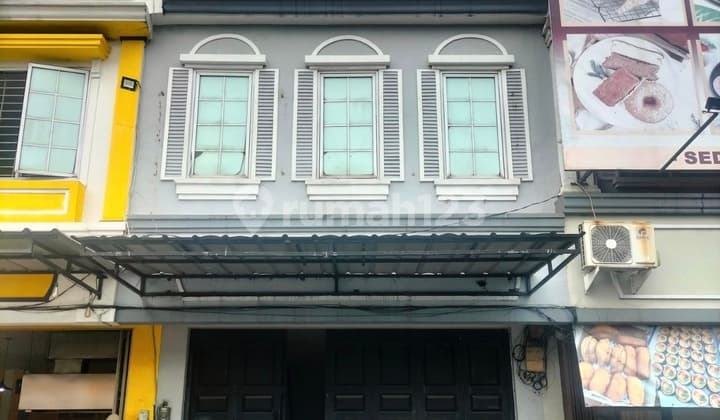 For Rent 2½ Story Shop House at Golden Viena Shop House Bsd ( Li)
