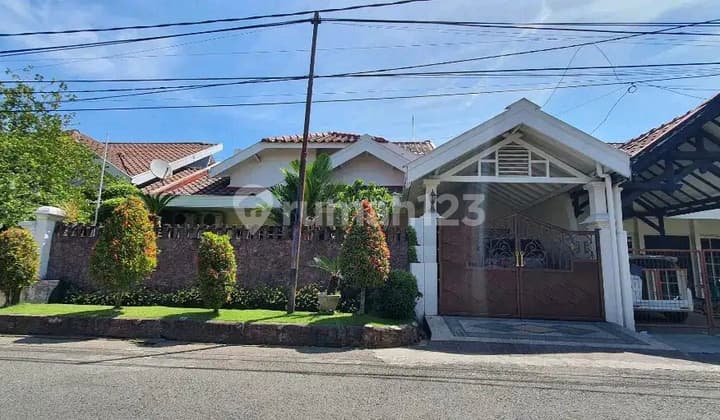 Dijual Rumah Nginden Intan Barat Sukolilo Surabaya Ron.a1035
