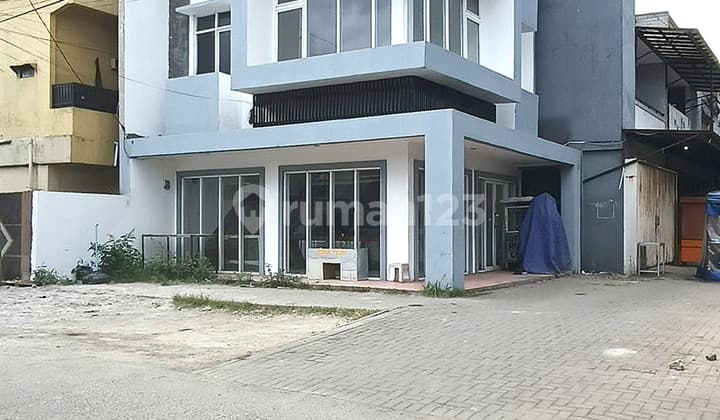 Buah Batu Gerbang Blkng Podomoro Mainroad Siap Pakai Hoek