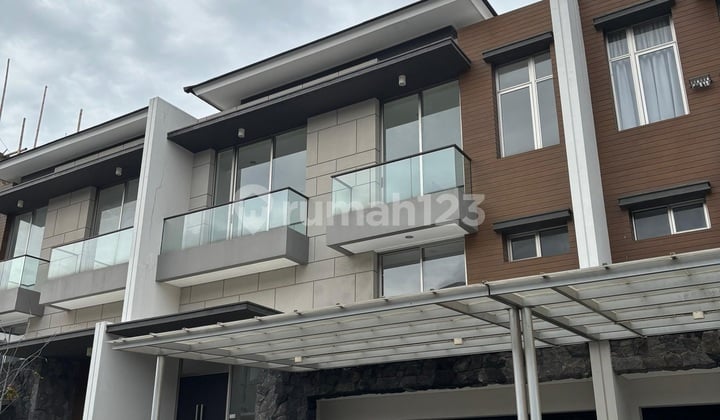 Cash/Kpr - Rumah Pbv Pik2 10X30 Brand New 4+1 KT