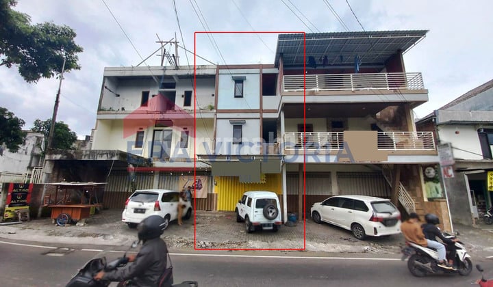 Ruko 3 Lantai Strategis Kawasan Ramai Tunggulwulung Dekat Umm