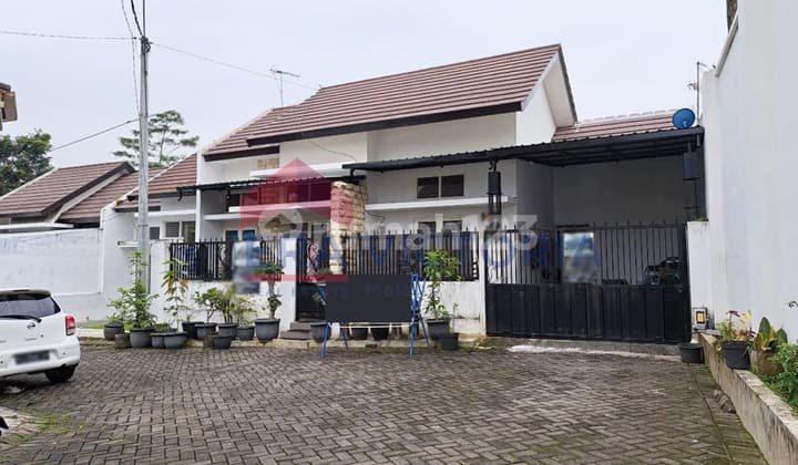 Rumah Dekat Kampus Kanjuruhan Dan S Supriyadi Di Klayatan 3 Sukun