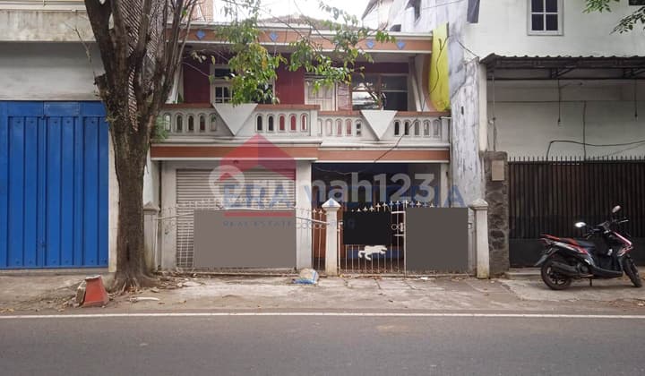 Rumah Pinggir Jalan Kembar Gribig Sawojajar Cocok untuk Usaha