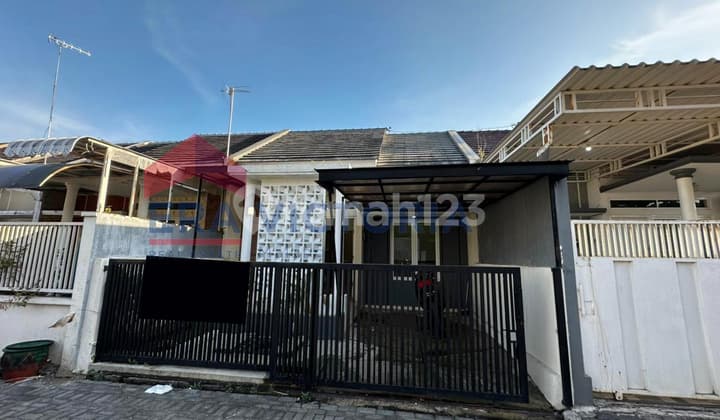 Rumah Area Bandara Malang Cocok Hunian & Investasi