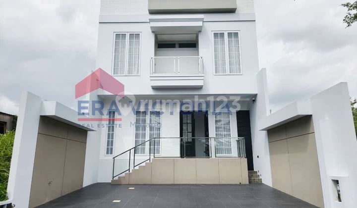 Hunian Eksklusif 2 Lantai Area Golf Araya Lingkungan Tenang & Nyaman
