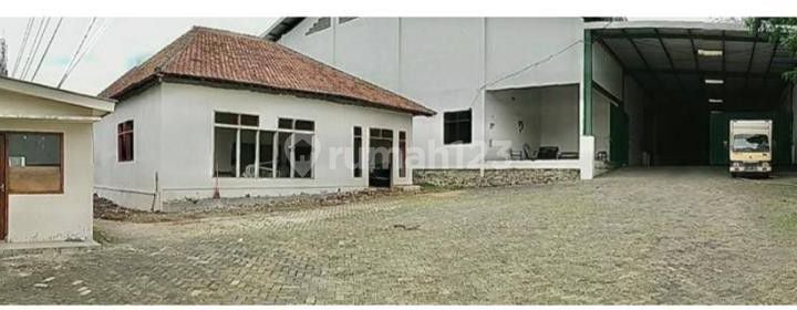 For Sale Ex-Factory Warehouse in Malang, Warehousing Location