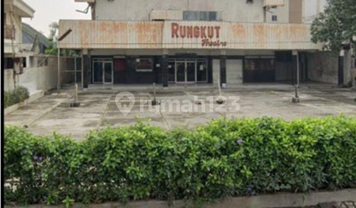 Di Jual Gudang Bekas Gedung Bioskop Dekat Tol