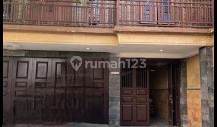 Rumah Kos Aktif 3 Lantai Dekat Kuliner Rame