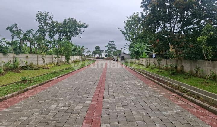 Tanah Dijaul 1000M2 Cisarua Puncak Bogor