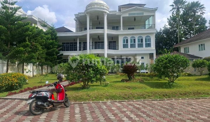 Villa Mewah Dijual Cisarua Puncak Bogor