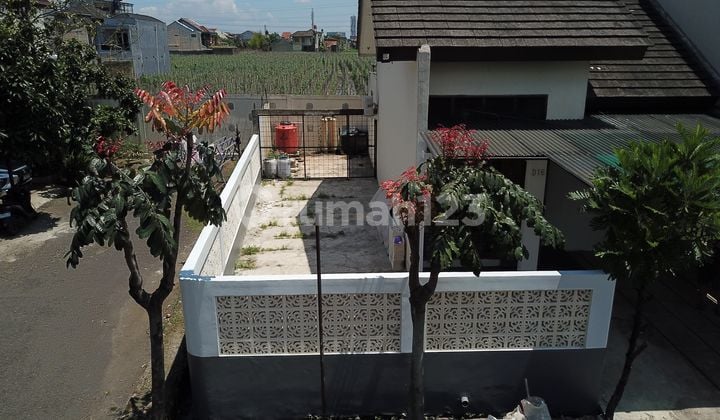 Rumah Nyaman Hook di Cluster De Green Grande Residence