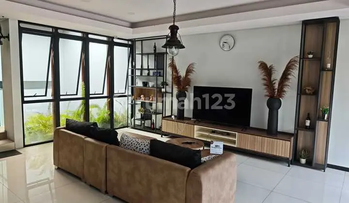 Rumah Full Furnished dan Elektronik di Babakan Jeruk Pasteur