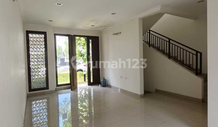 Rumah 4 Kamar Summarecon Bandung Cynthia Mainroad