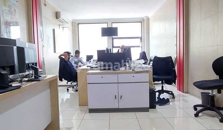 Strategic Shop House for Sale/Rent on Jl. Belitung Sayap Riau