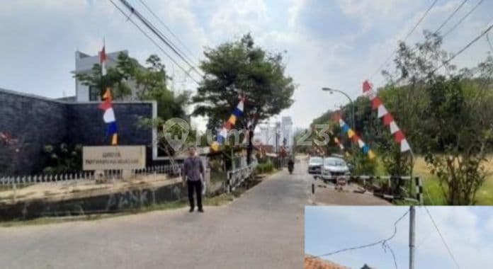 Tanah dan 26 Unit Rumah di Perumahan Tut Wuri Handayani