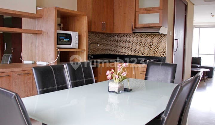 For Rent, Cheap And Nice View 2 Bedrooms Kemang Mansion, High Floor