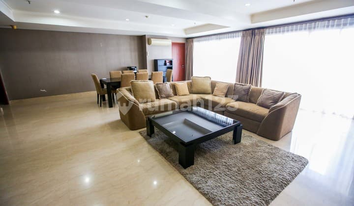 Disewakan Apartemen Permata Hijau Residence Jakarta Selatan 4 BR Fully Furnished