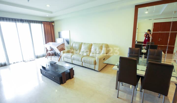 For Sale Permata Hijau Residence Apartment, 3BR, High Floor, Bright and Nice Furniture