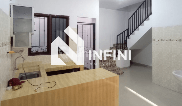 Rumah 3 Lantai Siap Huni di Batam Center - Lokasi Strategis, Harga Nego!