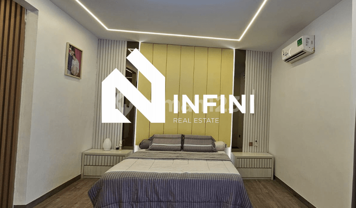 2-Story American Classic Ready-to-Occupy House in Batam Centre