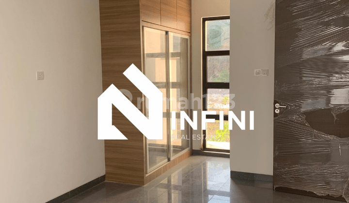 Rumah Mewah Modern Glass House 2 Lantai Siap Huni Di Nagoya Batam