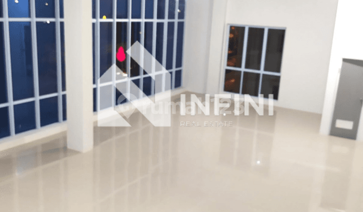 Ruko 5 Lantai Konsep Basement Dan Roof Garden Di Batam Centre