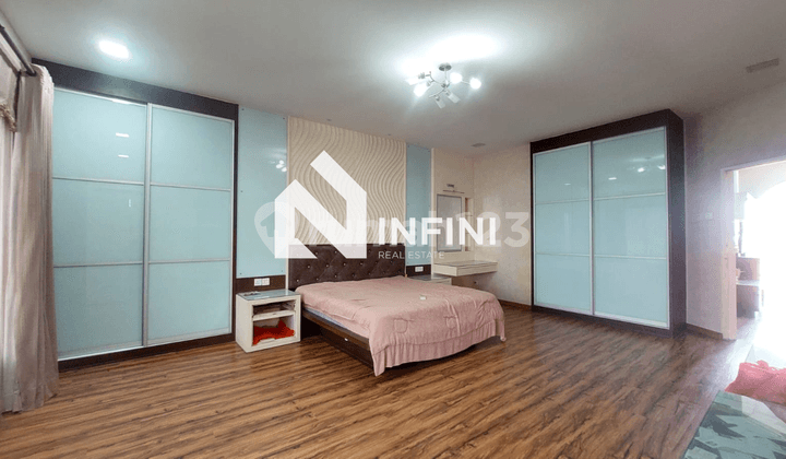 Rumah Mewah Type Modern Glass House 2 Lantai Daerah Nagoya, Batam