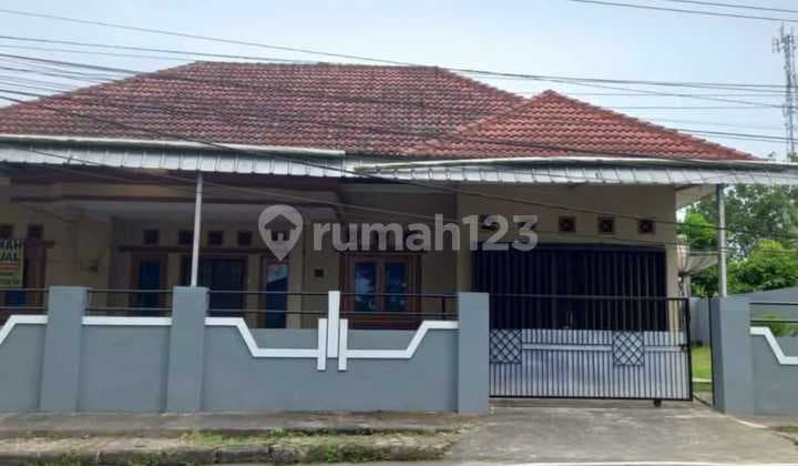 For Sale: Residential House Near City Center. Excellent Condition. SHM at Kacang Pedang Street, Kacang Pedang, Gerunggang District, Pangkal Pinang City, Bangka Belitung Islands, Taman Sari Bagus.