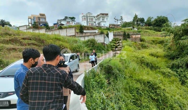 Selling land in the beautiful Asri Alam valley, Puncak Cisarua, Bogor.