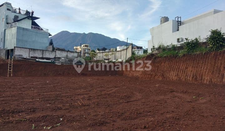 Land for sale in Cisarua, Bogor peak, cool cold air, SHM certificate.