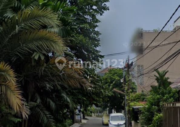 A142 Jual Rumah Tua Hitung Tanah Super Bu di Puri Indah