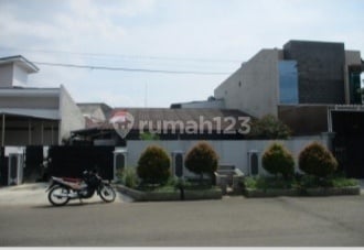 A107 Jual Rumah Tua Hitung Tanah Murah Dalam Komplek di Joglo