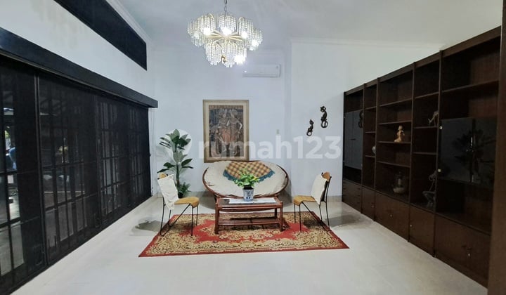 For Sale Ready-to-Occupy House in Strategic Location at Kebayoran Baru, South Jakarta.