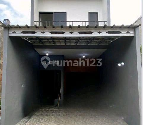 Rumah Murah 2 Lantai di Cipayyungdekat Kestasiun Citayam