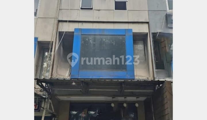 Ruko 3 Lantai di Dekat Maranatha Mainroad Leumahnendeut