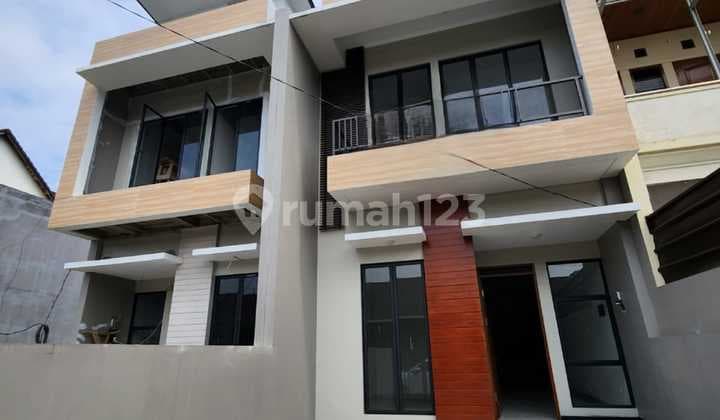 Rumah Siap Huni Minimalis di Mekar Wangi, Bandung